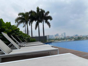 Lovely 3 bedroom and 2 bathroom condo with pool